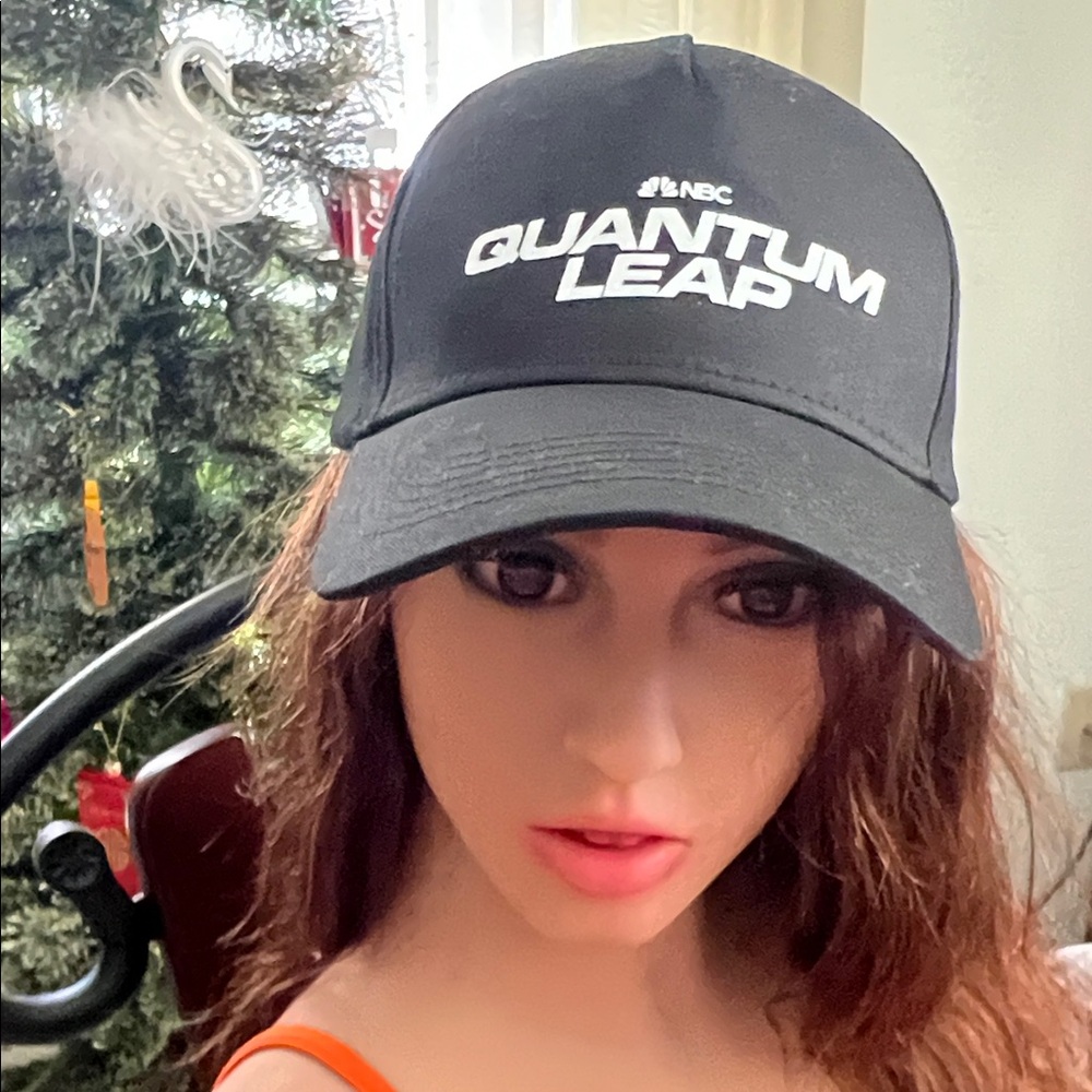 Quantum Leap Black Cap